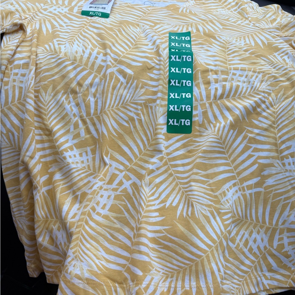 Yellow and White Leaf Print Shirt